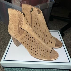 Women’s TOMS peep toe booties